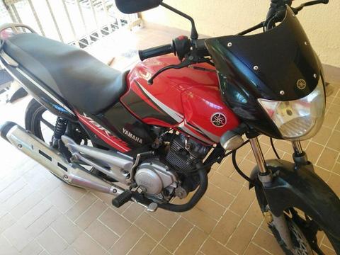 Vendo / cambio YBR 2010