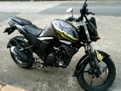 Moto Fz 2018