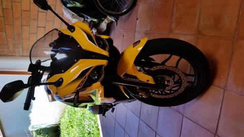 Vendo Pulsar RS 200 Como nueva 2017