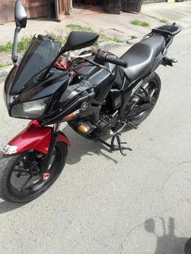 Yamaha Fazer 2012