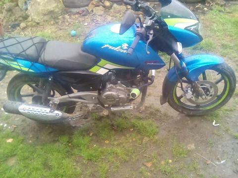 Vendo Hermosa Pulsar 180 Madelo 2017