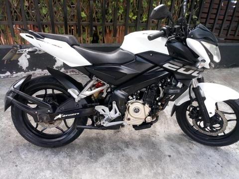 Pulsar Ns 200 SE VENDE O SE CAMBIA A PULSAR 180