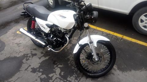 Vendo Hermosa Akt 125 Nkdr 2019