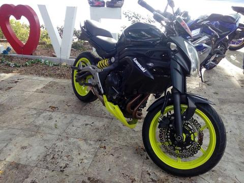 Vendo/Permuto Er6N Kawasaki Mod 2013