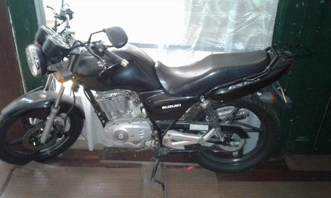 Moto Suzuki GS125
