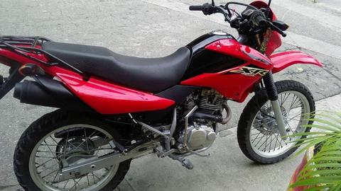 Hermosa moto Honda XR 125 a la venta