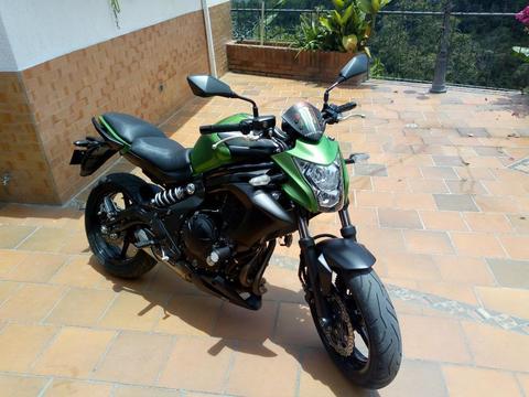 Vendo Hermosa Kawasaki 650 Er6n