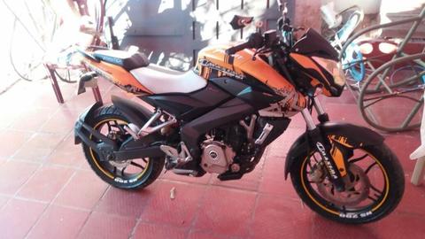 Vendo Pulsar Ns 200 en Muy Buen Estado