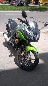 Vendo Yamaha Fazer Barata