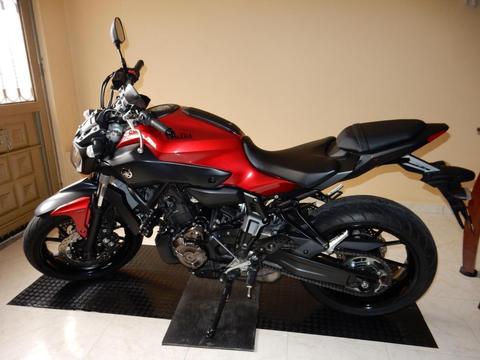 YAMAHA MT 07A