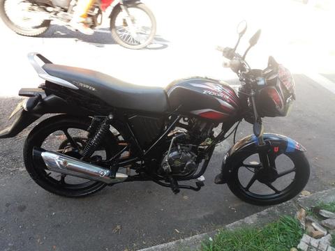 Bajaj Discover 100 Modelo 2013