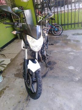 Vendo Moto Pulzar 135