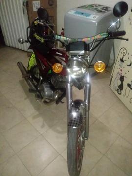 Se Vende: Ax 100 Modelo 2004