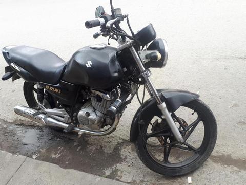 VENDO MOTO SUZUKI 2009