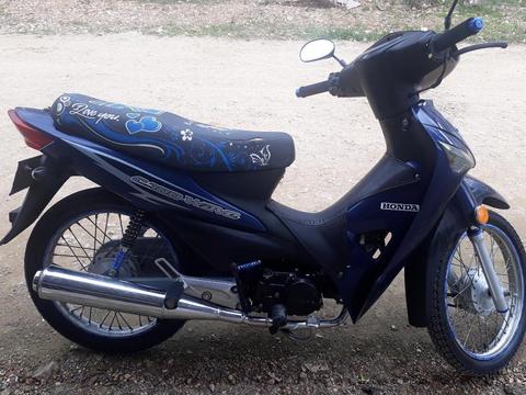 Vendo Moto Honda C100, Papeles hasta Nov