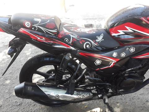 Vendo Moto Cbf125 sin Tecno