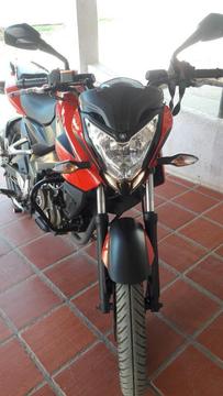 Vendo Pulsar Ns 150 2017 con 6000mk