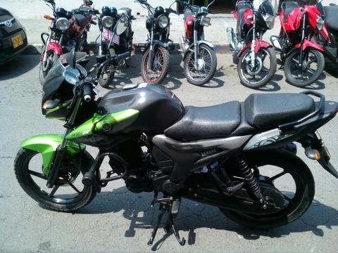 Motocicleta Yamaha