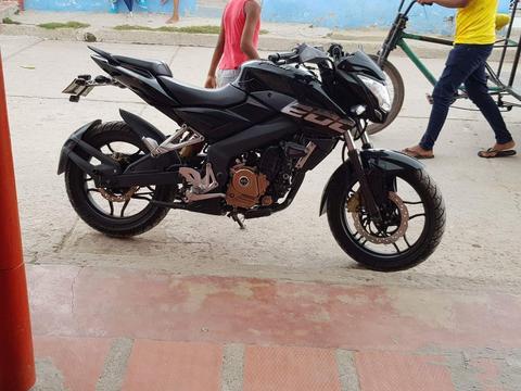 Vendo Ns 200 Mui Buen Estado