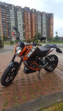 OFERTA Duke 2015 en perfecto estado papeles nuevos SIN soat