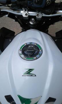 Se Vende Hermosa Kawasaki Z250 Mod 2015