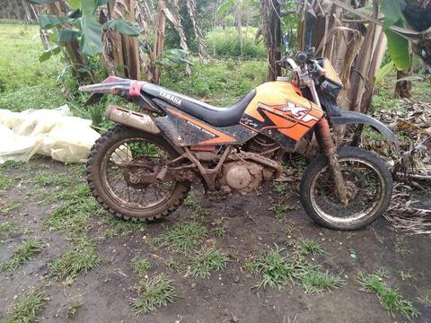 Vendo Xt 225 Modelo 2007 Solo Targeta