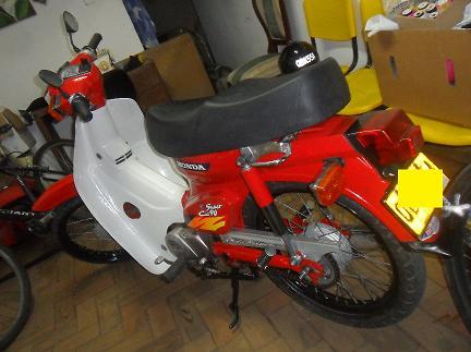 moto c90 modelo 2001