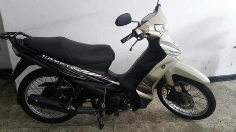 Vendo Moto Yamaha Cripton Modelo 2015