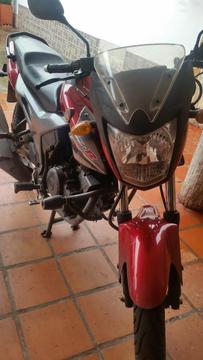 Se Vende Linda Yamaha Szr150 Modelo 2015