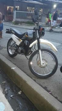 Vendo O Permuto Dt125 ;2005 Colombiana