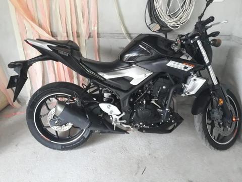 VENDO MOTO YAMAHA MT 03 MODELO 2017 COMO NUEVA