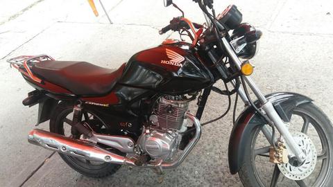 Honda Cbe 125 Modelo 2011