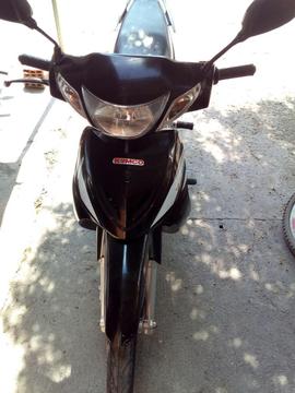 Se Vende Moto Señoritera La Unik de Aute