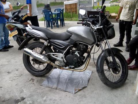 Vendo Pulsar 180