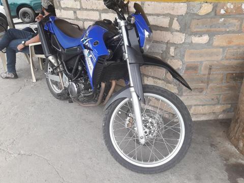 Vendo Linda Xtz 660