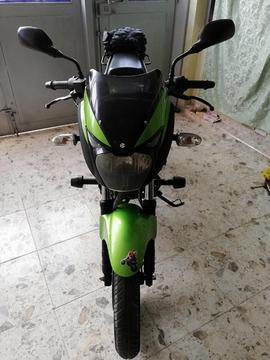 Moto Pulsar 180