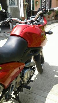 Vendo Moto O Permuto Suzuki Freewis 650