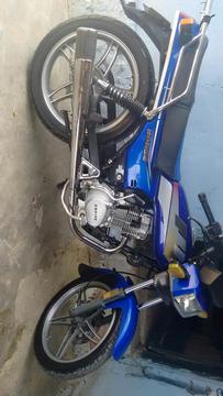 Vendo Linda Horce 2012