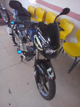 Vendo Pulsar 180