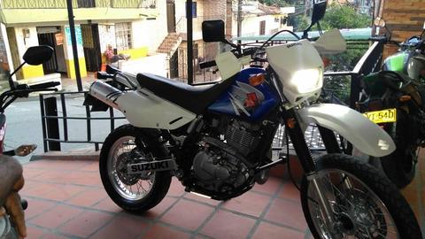 DR 650 2015 COMO NUEVA TT LA ESTRELLA TRASPASO INCLUIDO EN EL PRECIO 18.000.000