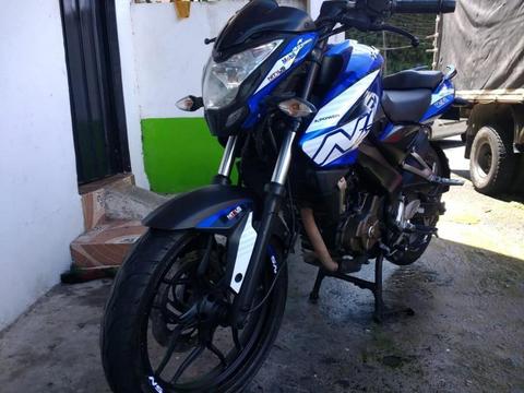 Pulsar ns 200 2015