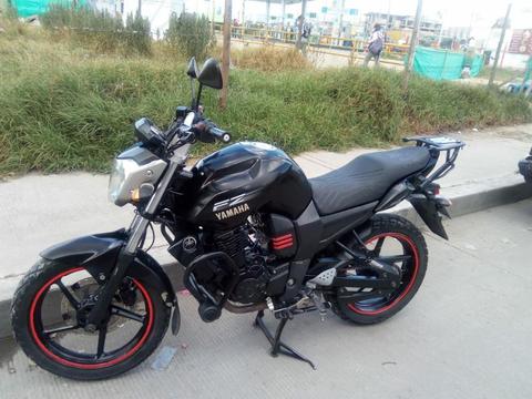 Vendo Fz 150 Modelo 2013