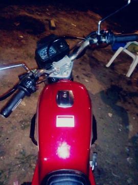 Vendo Moto Ax 2 Roja