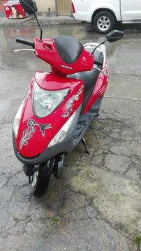 Vendo Honda 125 Élite 2011scooter