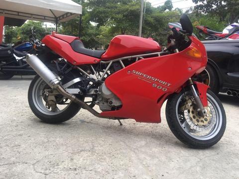 DUCATI SUPERSPORT 900Ss