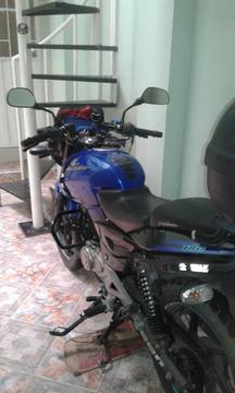 Vendo Moto Pulsar 180