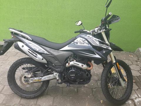 UM DSR 230 version nueva 2015 haga su oferta