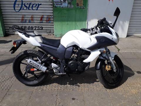 Vendo Hermosa Yamaha Fazer 150 2012 Dia