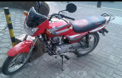 Vendo Linda Boxer 2014