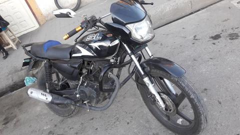 Vendo Hermosa Akt Sl 2014